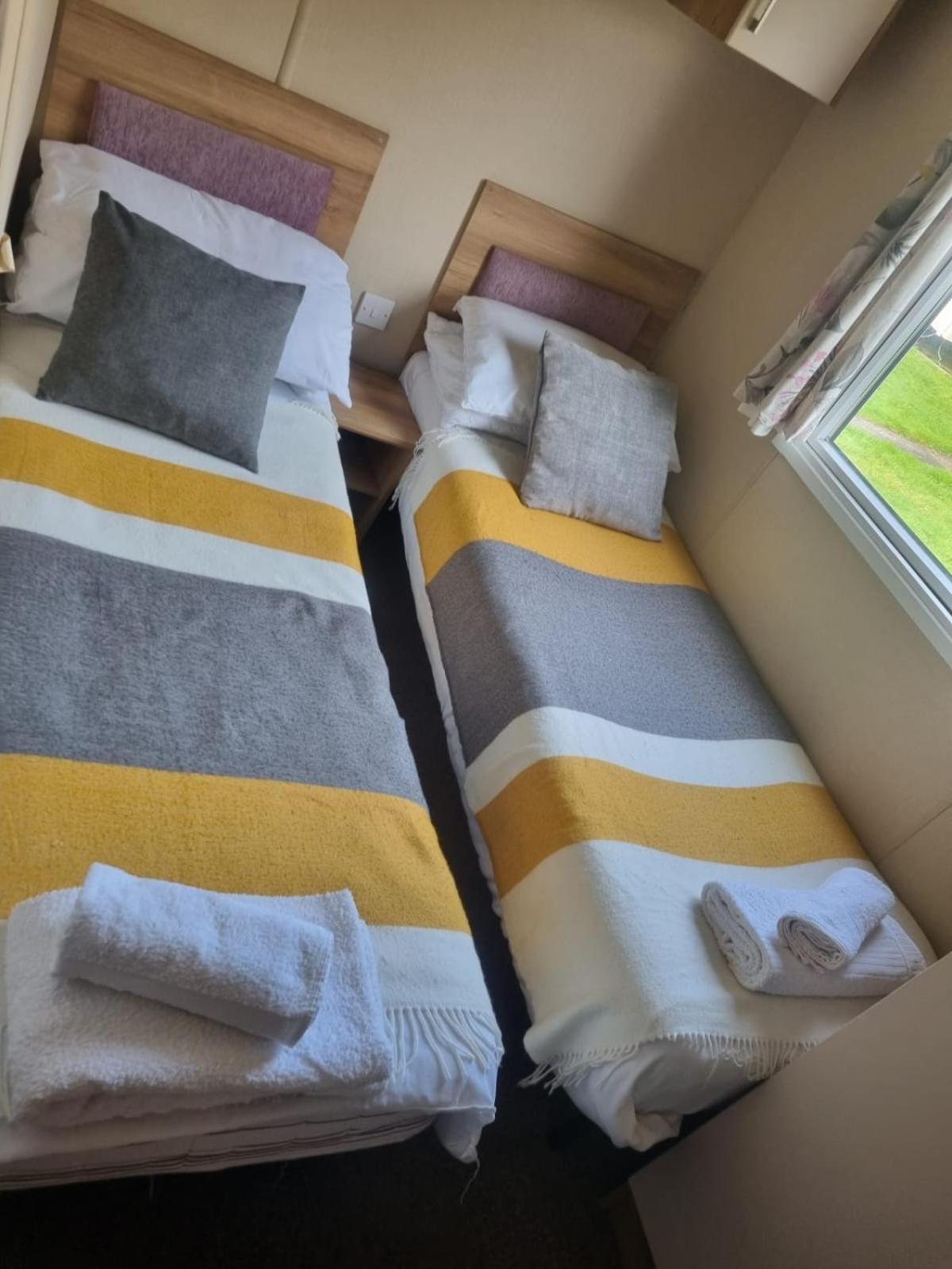 Newquay Bay Porth Caravan - 6 Berth Exterior foto