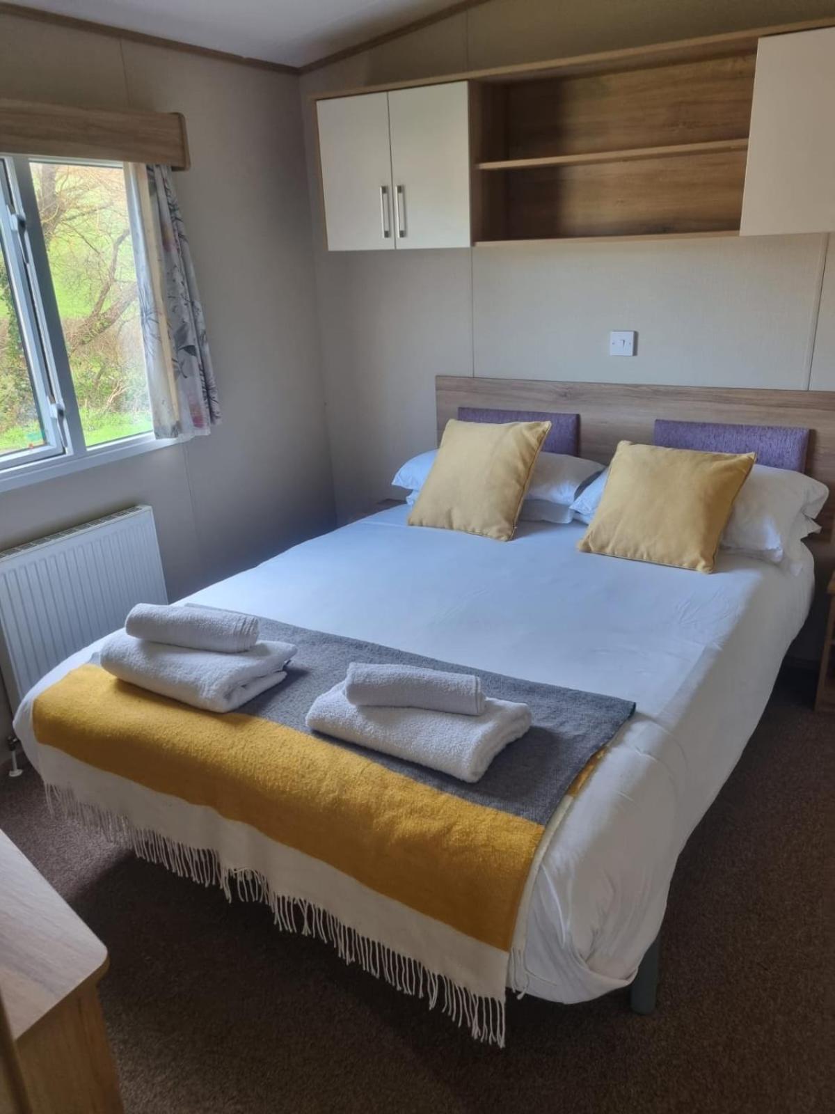 Newquay Bay Porth Caravan - 6 Berth Exterior foto