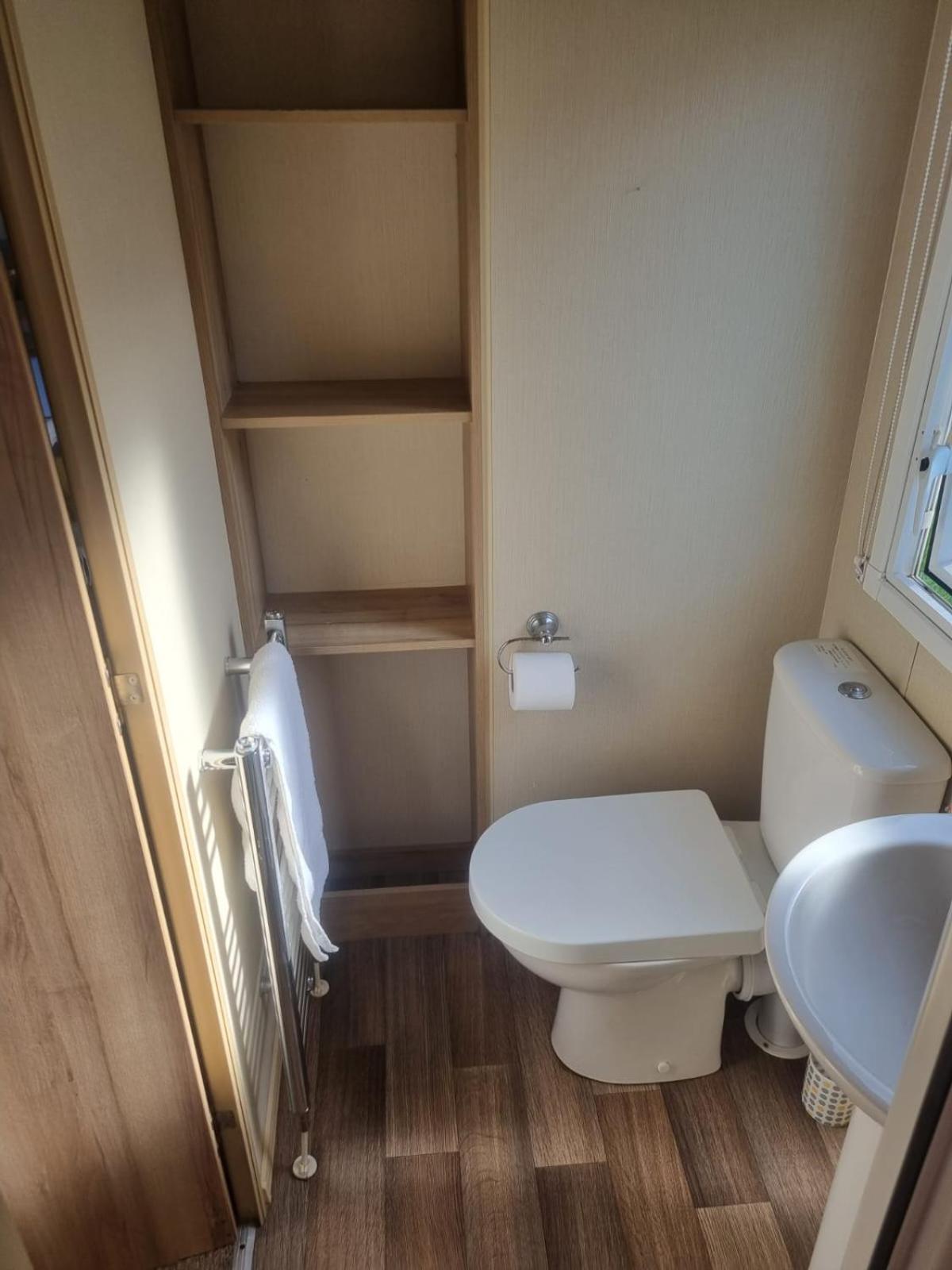 Newquay Bay Porth Caravan - 6 Berth Exterior foto